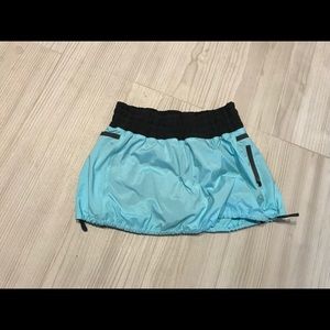 Lululemon Vintage! Aqua running skort